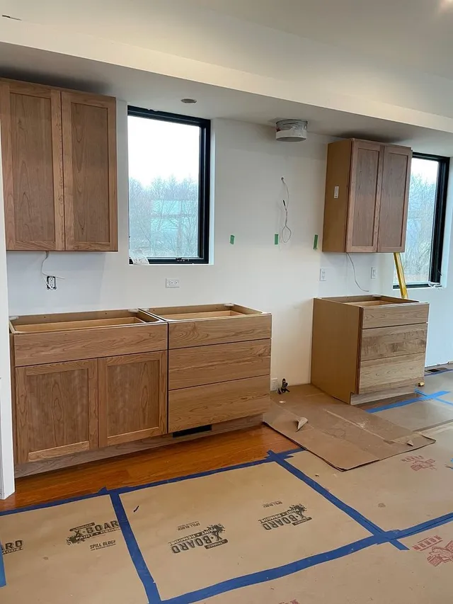 Center Cabinets
